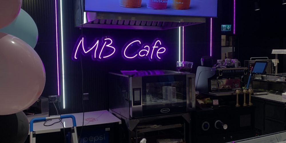 neon na ścianę